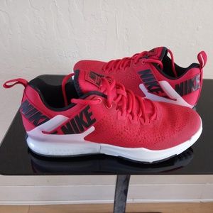 MEN'S NIKE ZOOM DOMINATION TR 2 Size 9.5 Red/White